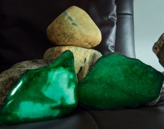 How to Check Real Jade Without Relying on Guesswork