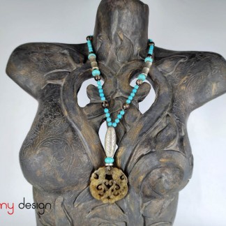  Necklace designed with jade pendant engraved with patterns and blue stone chain