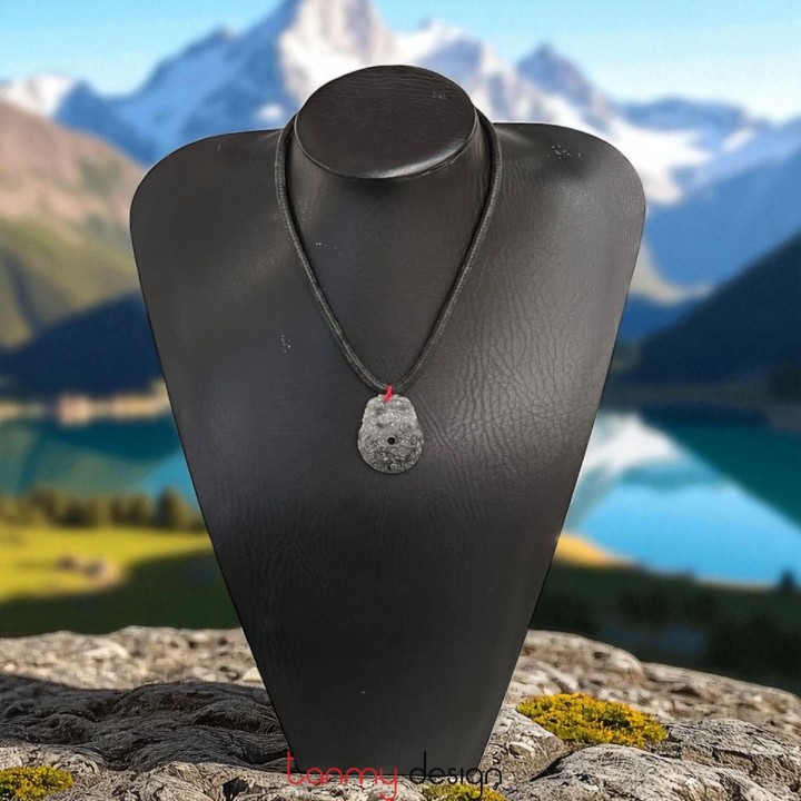 Vòng cổ thiết kế  mặt đá ngọc bích xám hoa văn, dây cotton đen