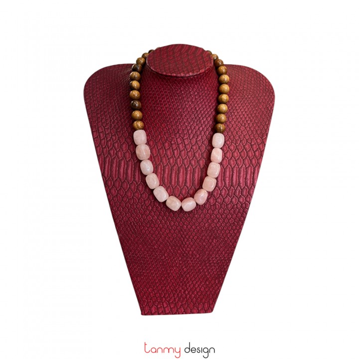 Vòng cổ gỗ hồi, thạch anh hồng