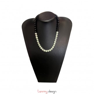 Vòng cổ  gỗ muồng, mã não xanh lá