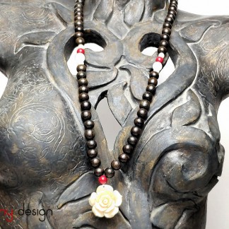  Wooden necklace designed with floral pendant