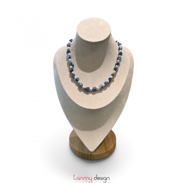 Kyanite and pearl Necklace