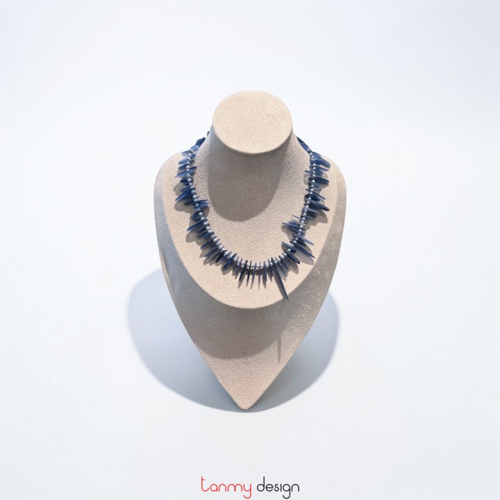 Quifait Pearl and Kyanite Necklace