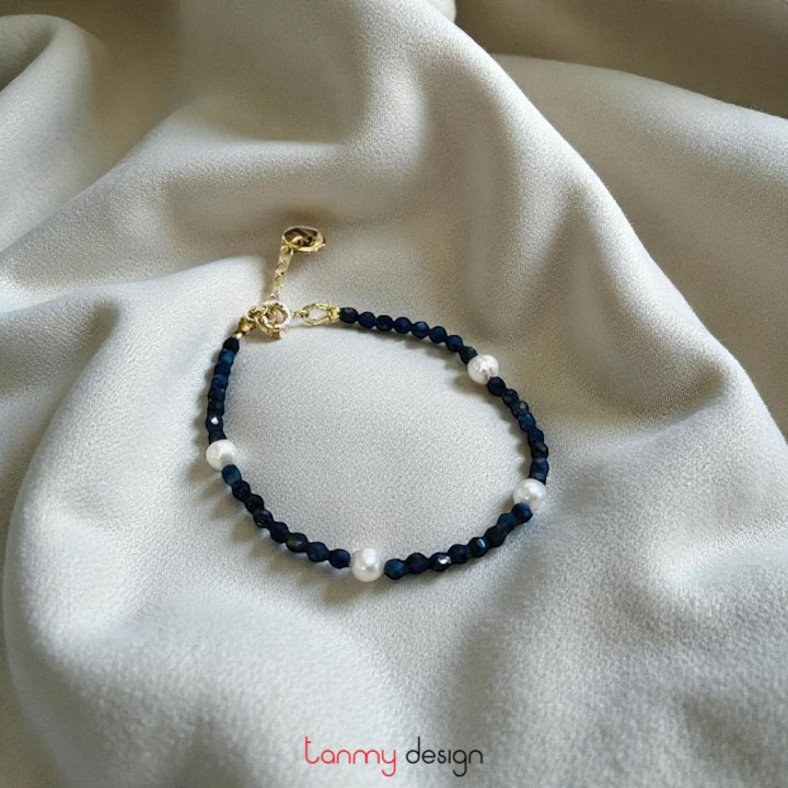 Bellie and pearl Bracelet ( different colors )