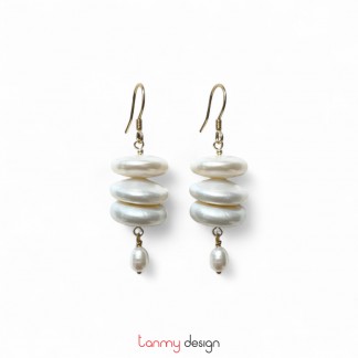 Pi pearl earrings