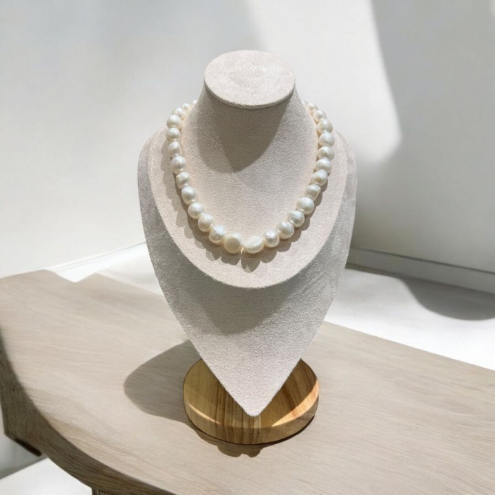 Elena Pearl Necklace