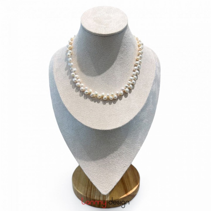 Flora Pearl Necklace