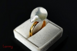 Nhẫn vàng đặc 14k phối mặt 1 viên ngọc trai biển
