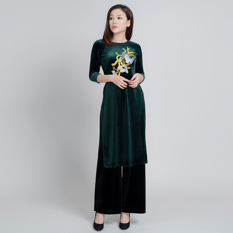 áo dài nhung thêu tay màu xanh đẹp