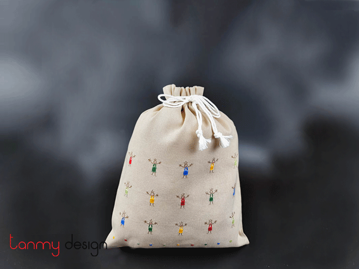 Laundry bag with puppet embroidery 
