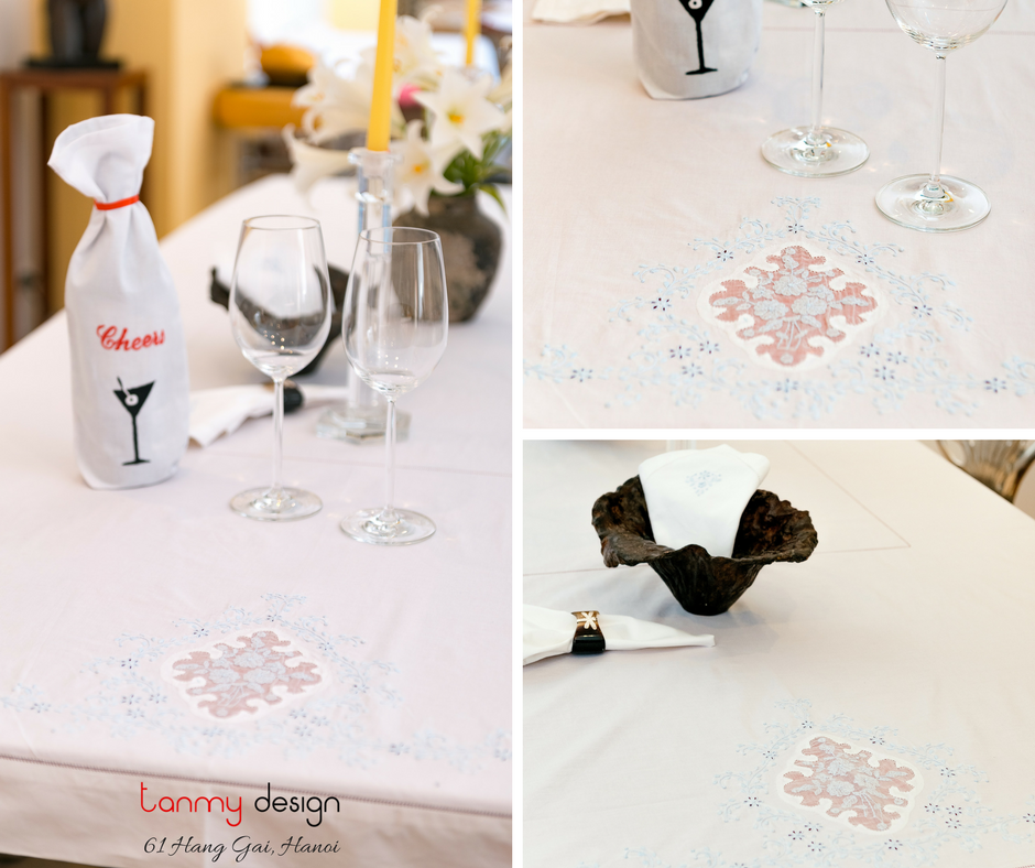 Rectangle chiffon patch embroidered table cloth (200x150cm) - include 8 napkins