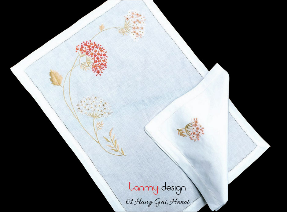 Placemat & napkin set - Hydrangea flower embroidery