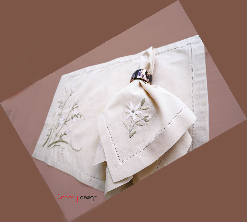 Placemat & Napkin set - wild flower embroidery