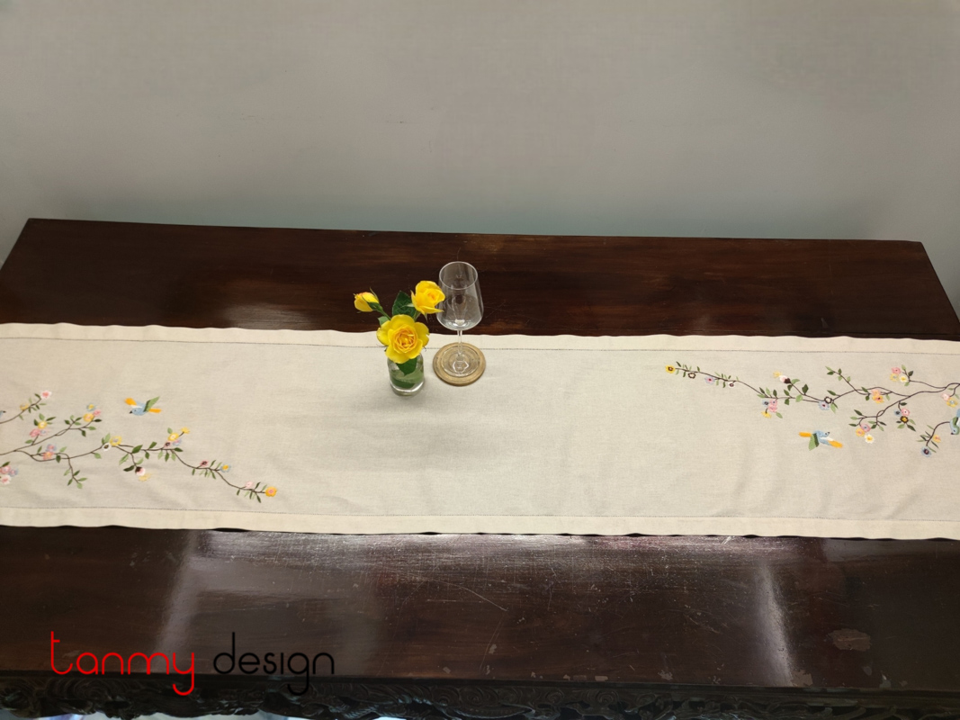 Table runner -peach blossom embroidery