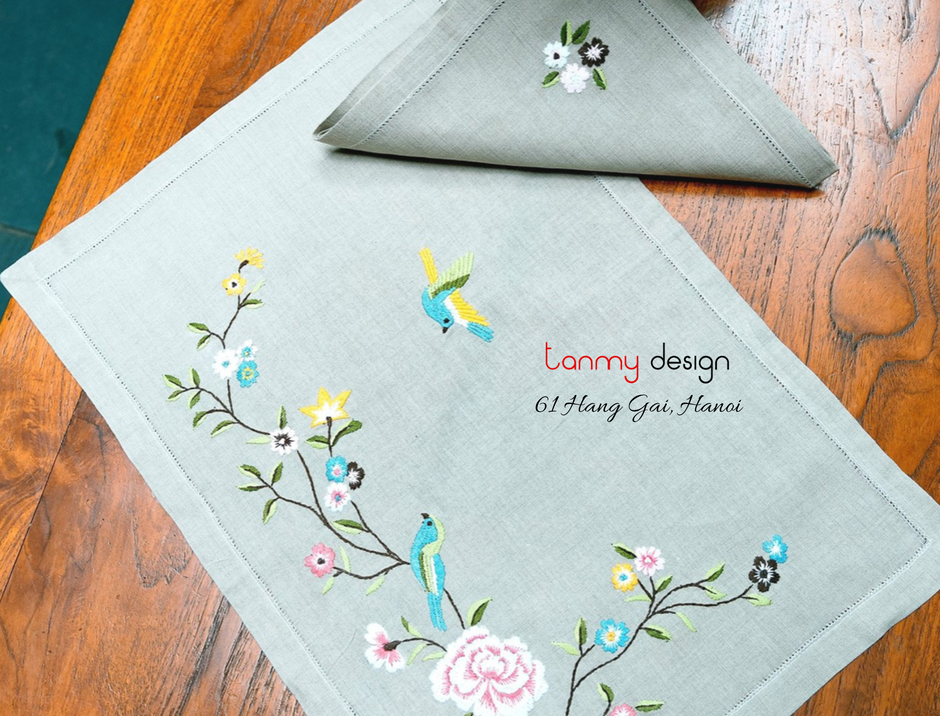 Placemat & napkin set - Peach blossom embroidery