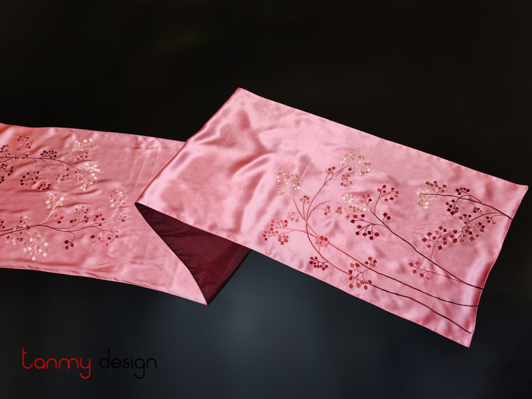 Pink silk scarf hand-embroidered with little flower 40*200cm