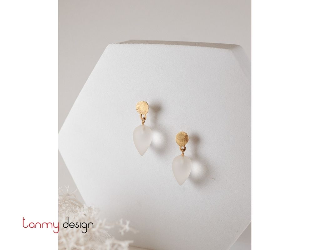 Big frosted quartz drop earrings with 18k gold